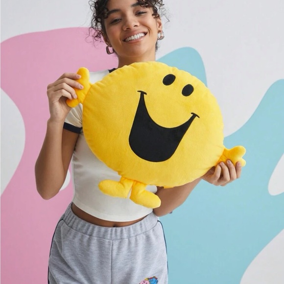 Mr Men Little Miss X Cute Cartoon Plush Yellow Decorative Pillow - Picture 3 of 5